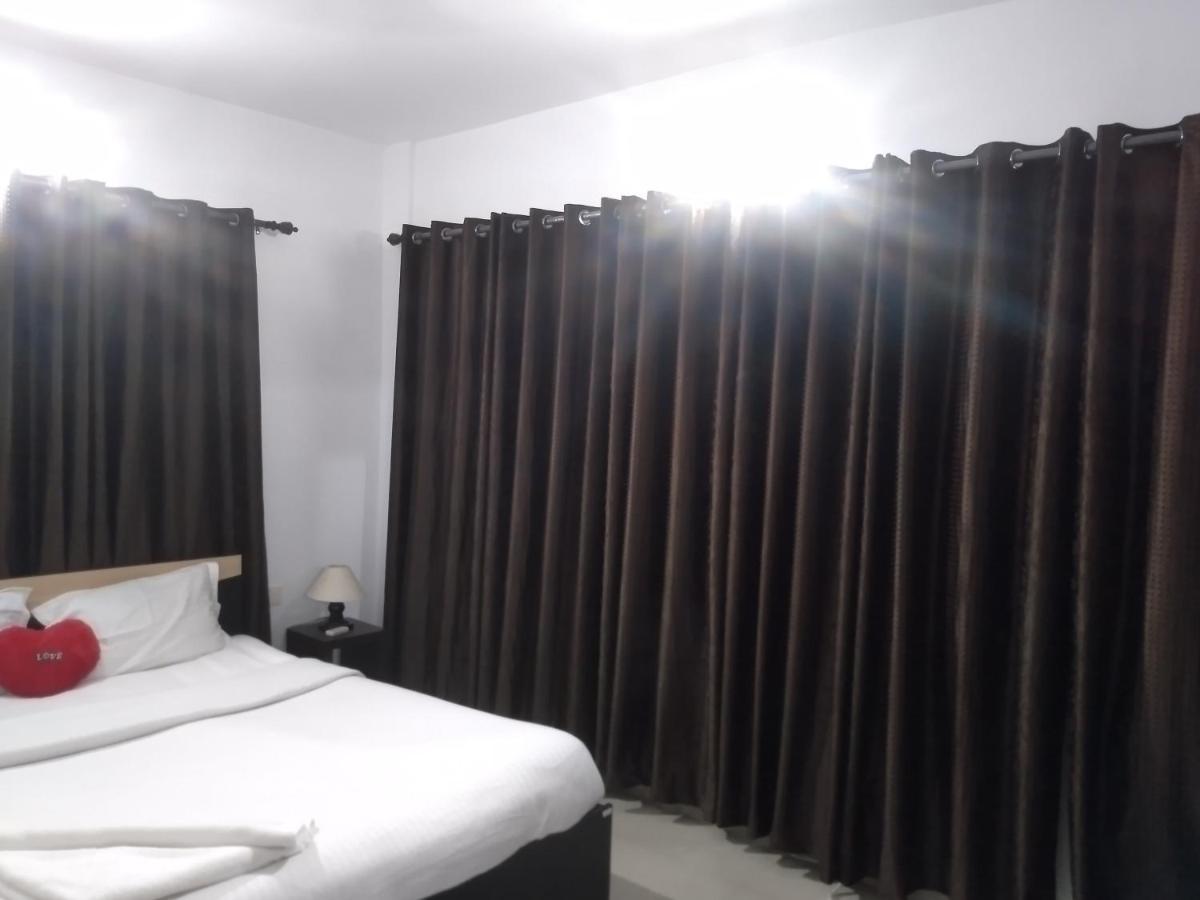 La Platina Premium Suites, Near Puri Sea Beach Екстер'єр фото